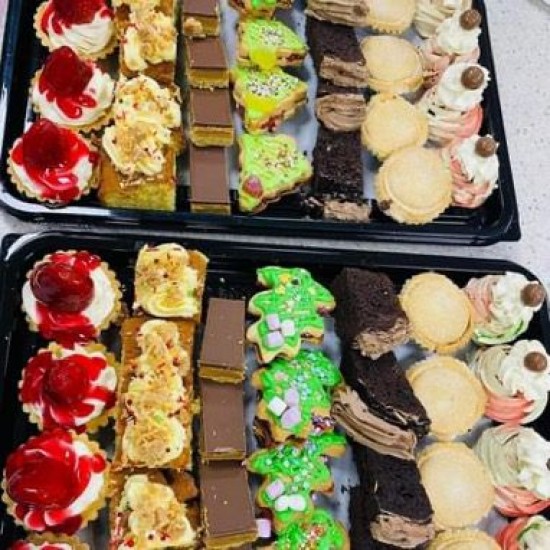 Christmas Cake Platters